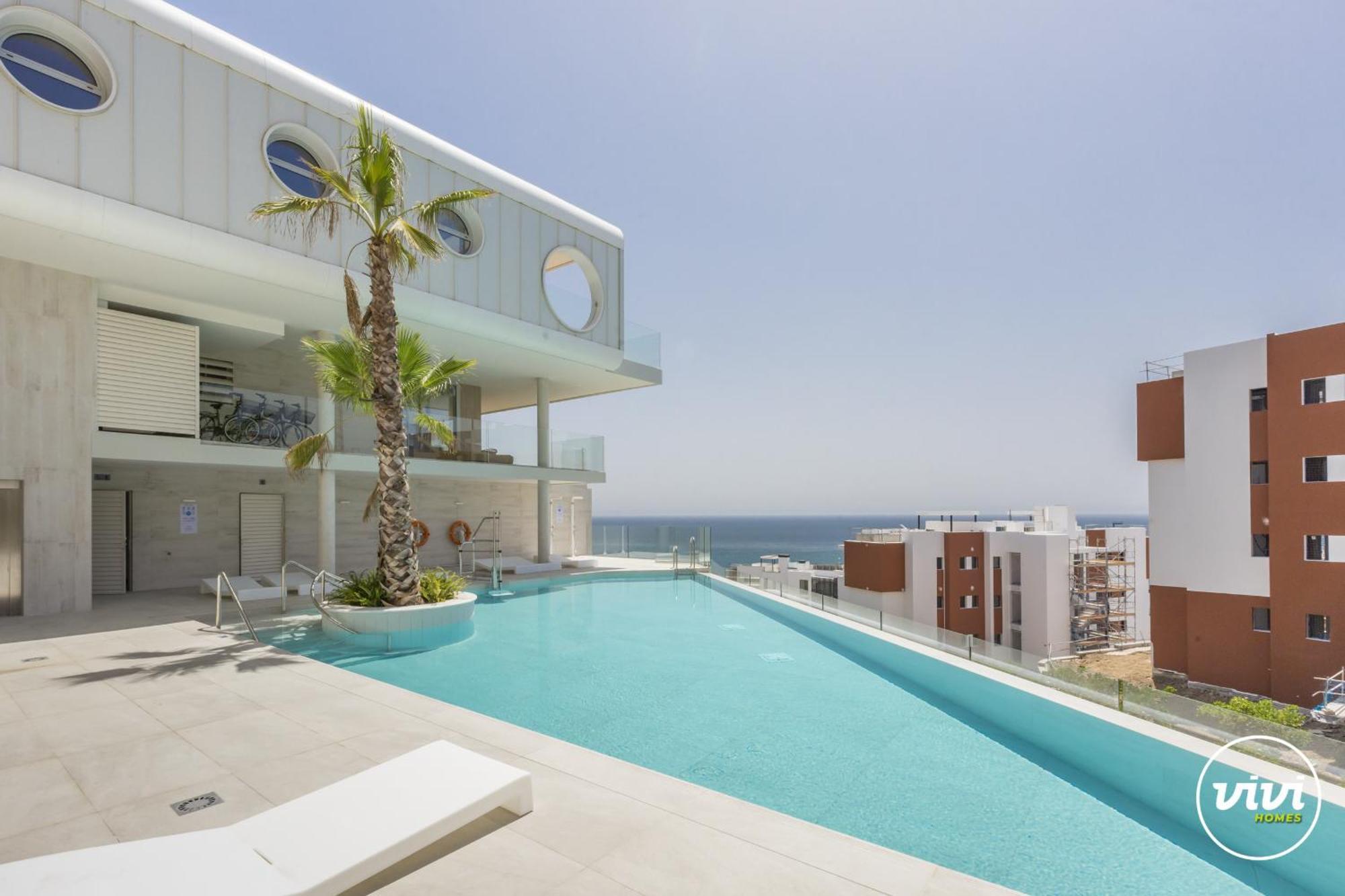 Huoneisto Vivi Homes - Nova Pool, Terrace & Sea View Fuengirola